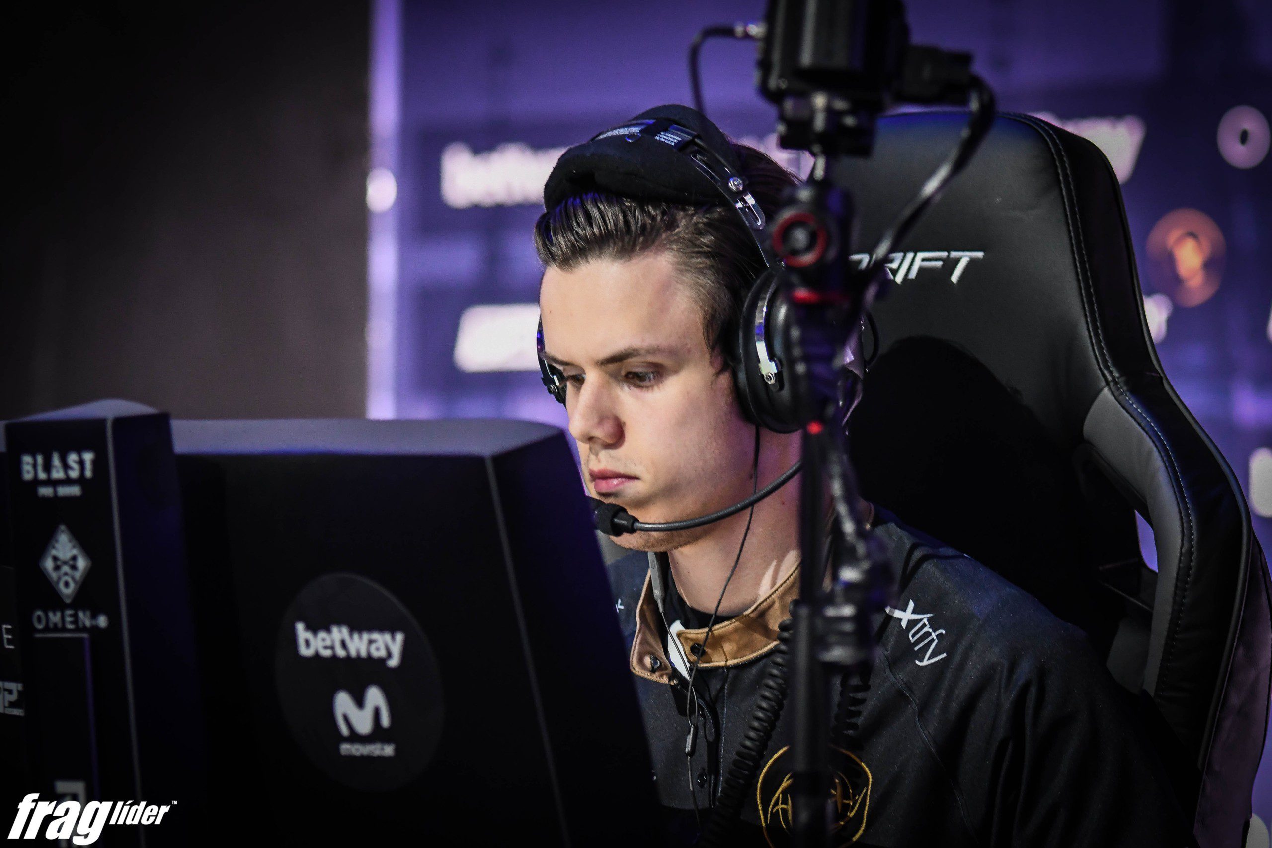 NIP renova contrato de REZ por mais quatro anos Fraglíder